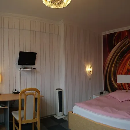 Am Hallenbad Garni Hotel 3*