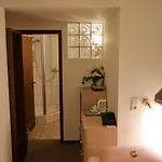 Am Hallenbad Garni 3* Ратинген