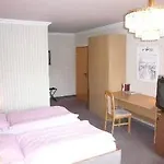 Am Hallenbad Garni 3*