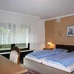 Am Hallenbad Garni Hotel 3*