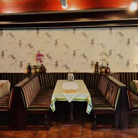 מלון Am Hallenbad Garni ראטינגן