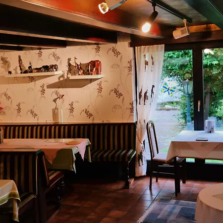 Hotel Am Hallenbad Garni