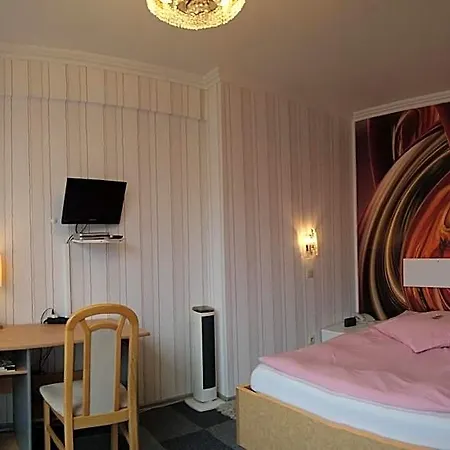 Am Hallenbad Garni Hotel 3*