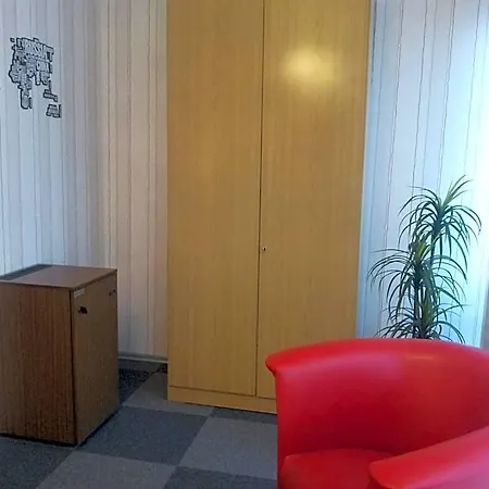 Am Hallenbad Garni Hotel 3*