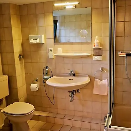Am Hallenbad Garni Отель