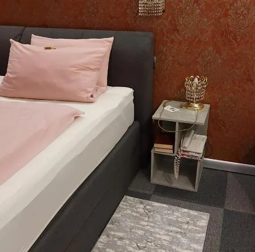 Otel Am Hallenbad Garni