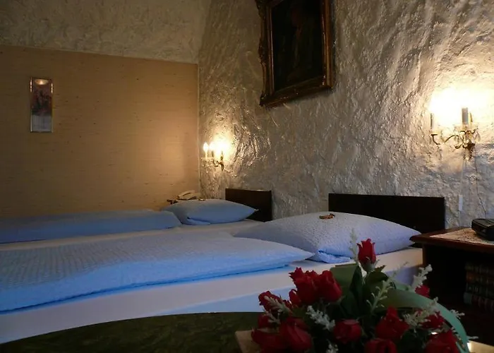 Otel Am Hallenbad Garni 3*