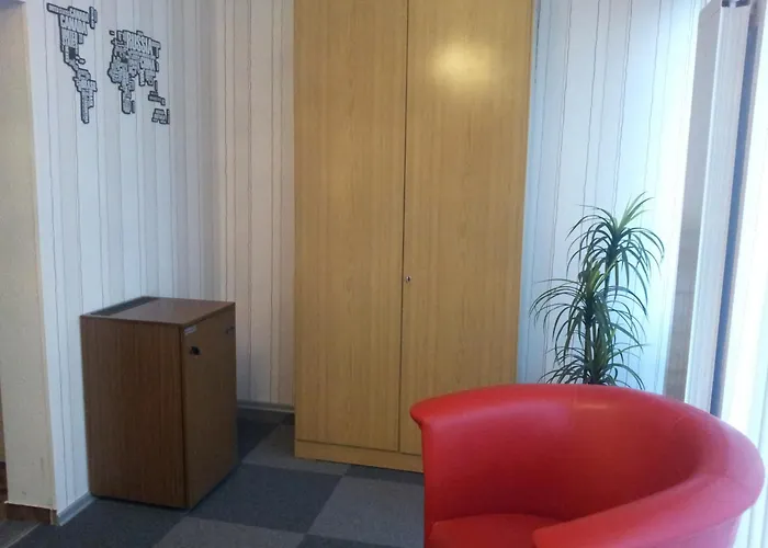 Otel Am Hallenbad Garni 3*