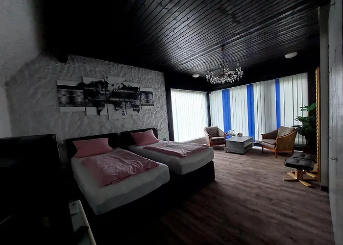 Am Hallenbad Garni Ratingen