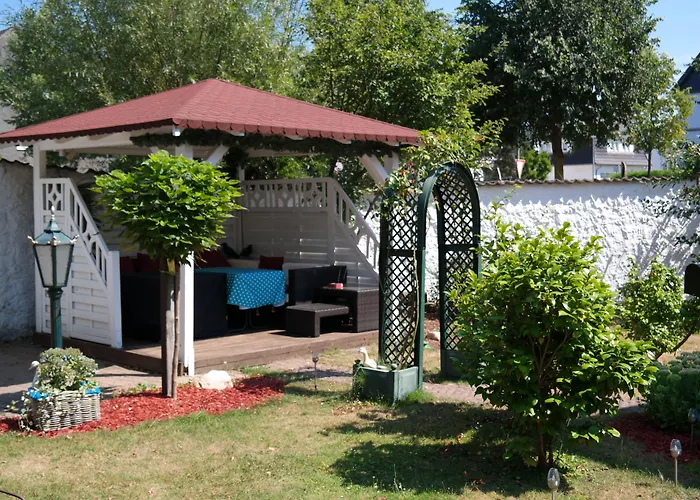 Otel Am Hallenbad Garni