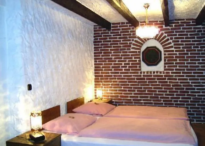 Am Hallenbad Garni Ratingen