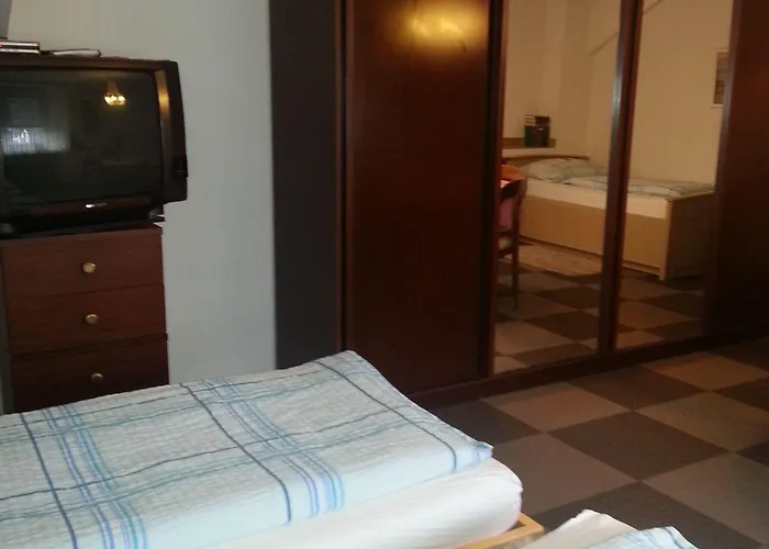 Am Hallenbad Garni 3* Ratingen