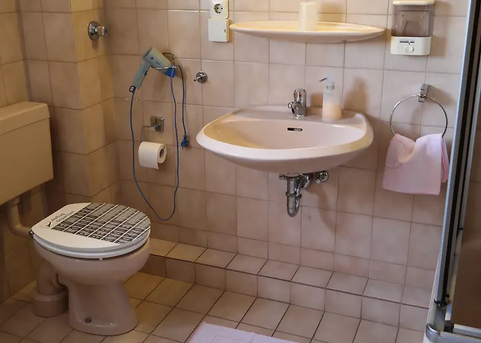 Am Hallenbad Garni 3* Ratingen