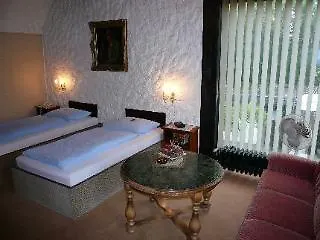 Am Hallenbad Garni 3* Ratingen