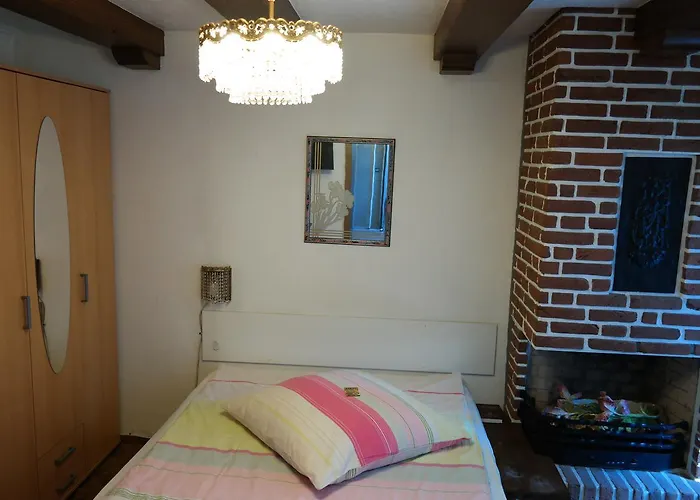 Am Hallenbad Garni Otel Ratingen