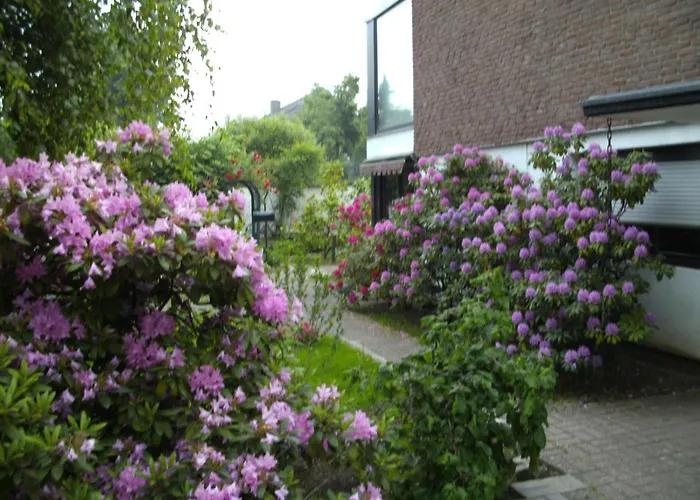 Otel Am Hallenbad Garni